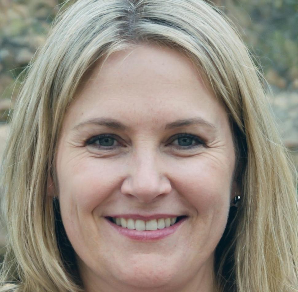 Portrait of Briony Thorne